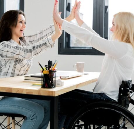 Engelli Bireylerde Sosyal Destek Hizmetleri Eğitimi ve Sertifikası